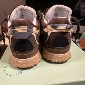 Off white Sponge sneaker EU 40